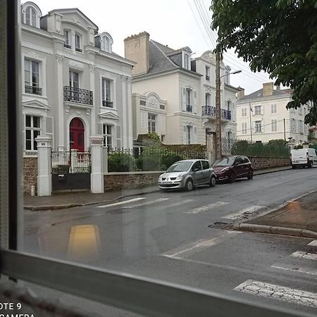 Grand Appartement 4 Etoiles A 800M De La Mer Saint-Malo Exterior photo